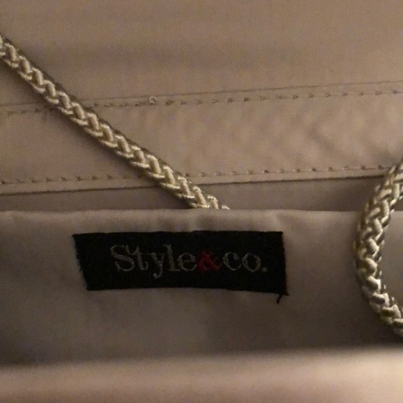 🌸Silver Evening Clutch by Style & Co🌸 - Picture 8 of 8